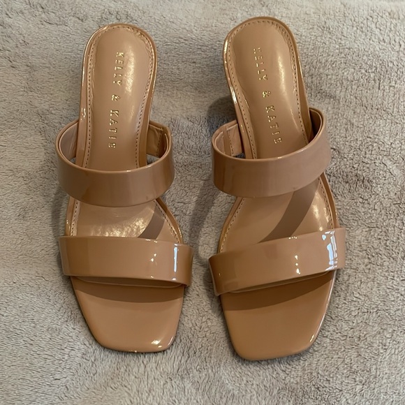 Kelly & Katie Melicity Sandal - Picture 6 of 10